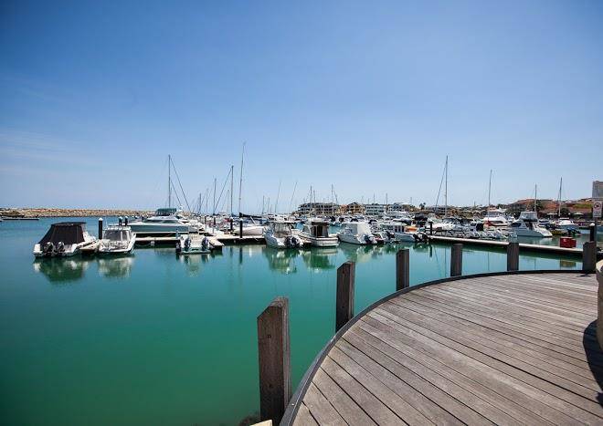 The marina hotel mindarie