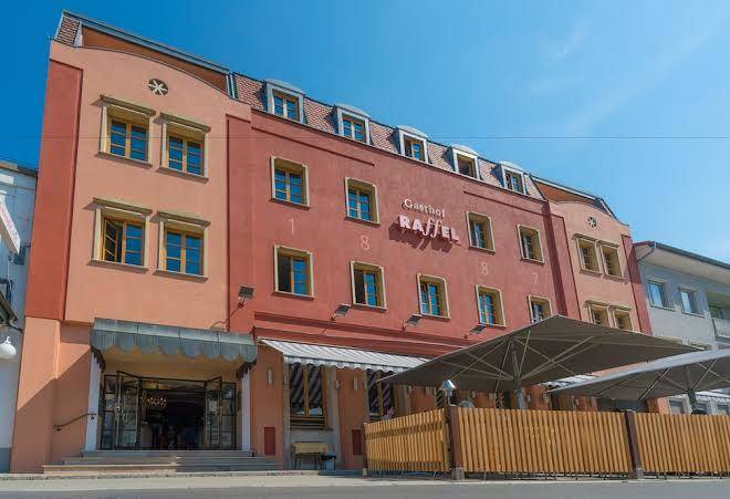 Hotel restaurant bistro raffel