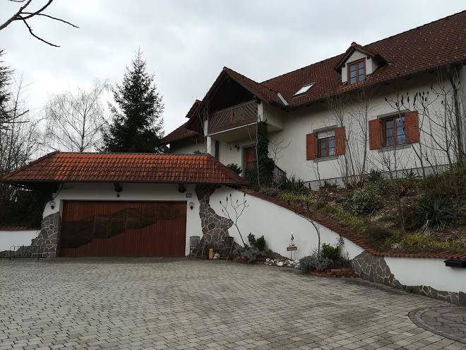 Landhaus zur therme