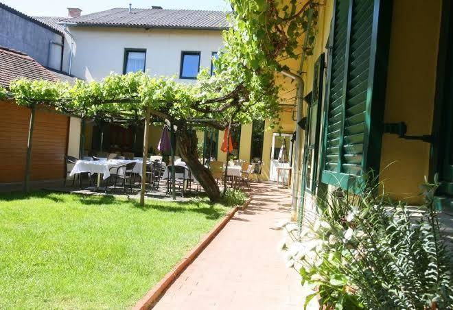 Zum alten weinstock landgasthof schmid