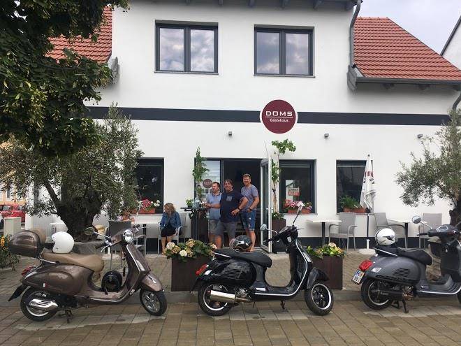 Doms gastehaus fruhstuckspension