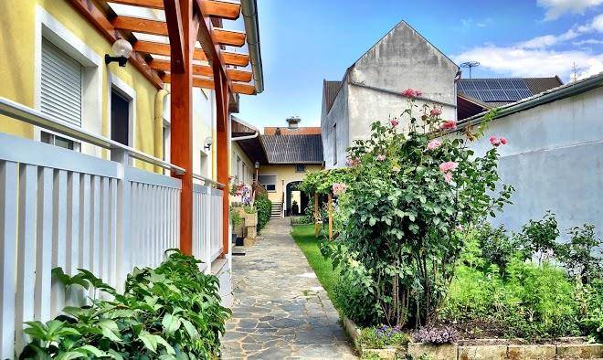 Pension & weingut lang