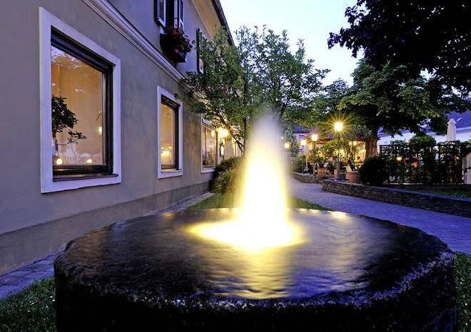 Gasthof Hotel Moser Image