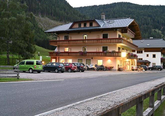 Gasthaus zirbenhof
