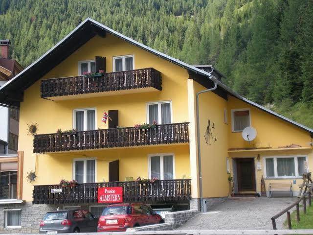 Hotel garni alm stern