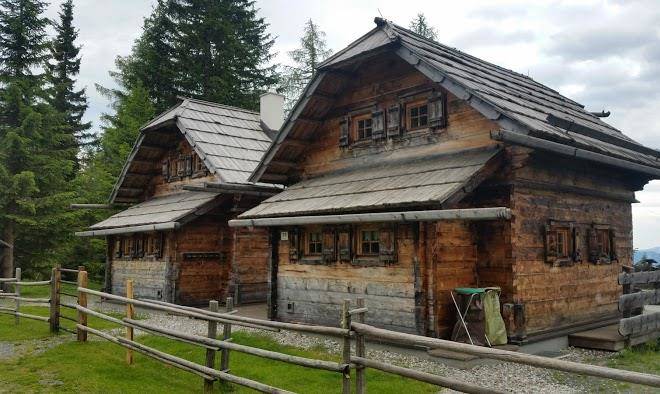 Alpine lodges troadkasten lisa und matthias