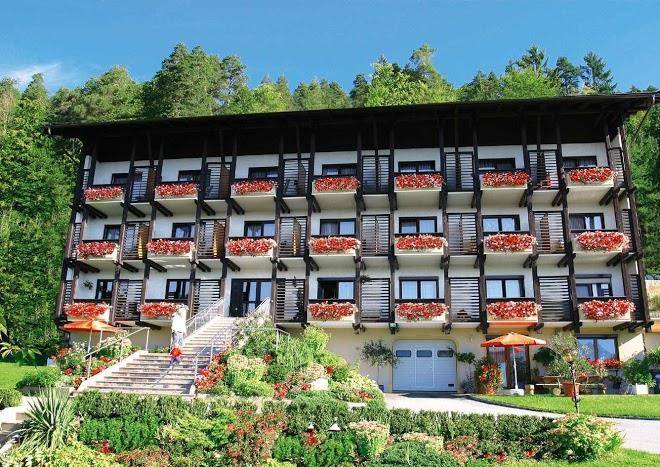 Hotel garni fruhstuckspension neff