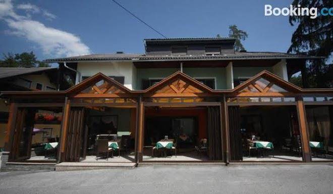 Gastehaus peteln jerney