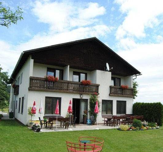 Pension gastehaus tschische