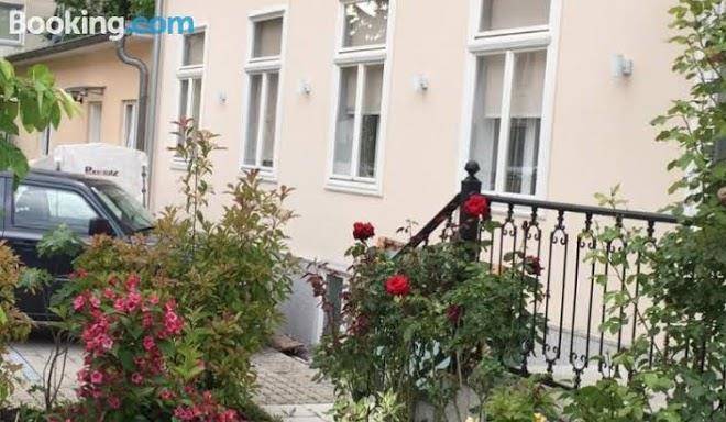 Kleine ferienwohnung mit garten