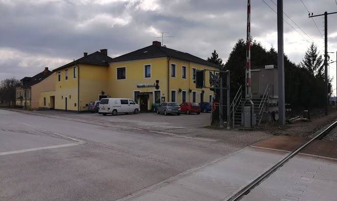 Cafe & restaurant gasthaus jana