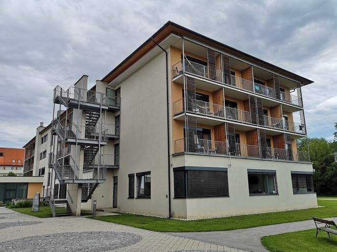 Kurhotel bad pirawarth gmbh & co kg