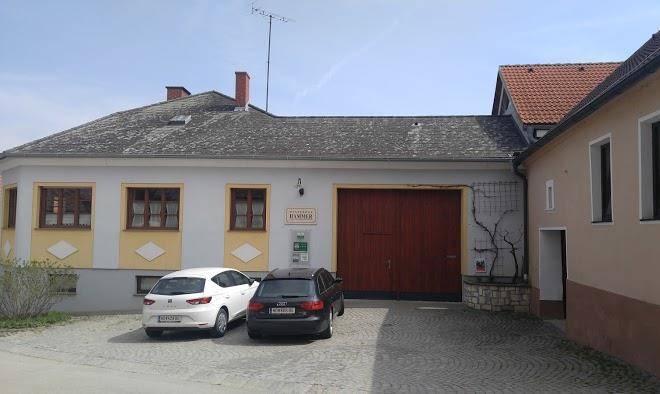 Winzerhof Familie Hammer Image