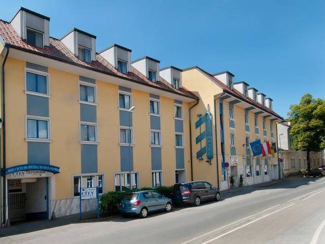 City hotel gmbh stockerau