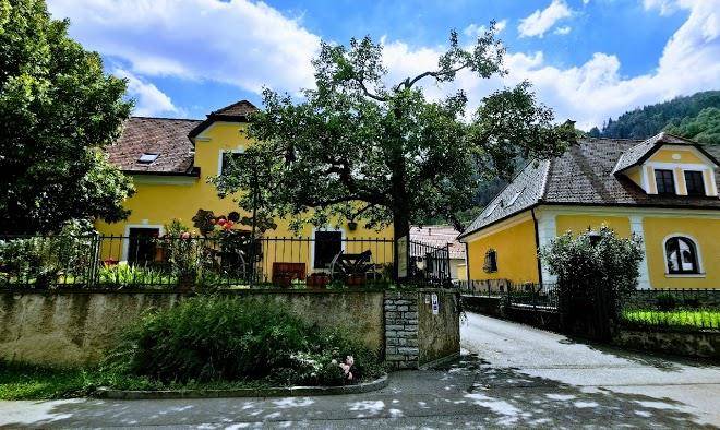 Weingut und heuriger maria & manfred hick