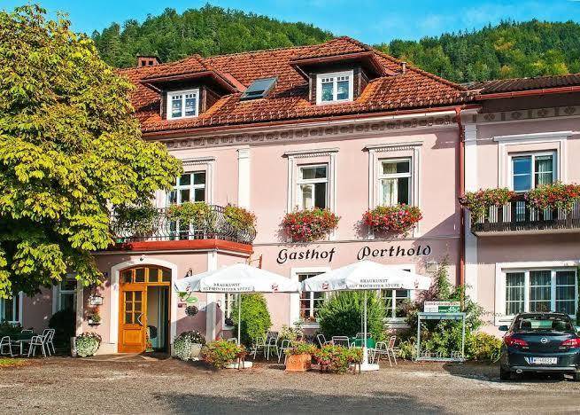 Gasthof zum niederhaus familie perthold