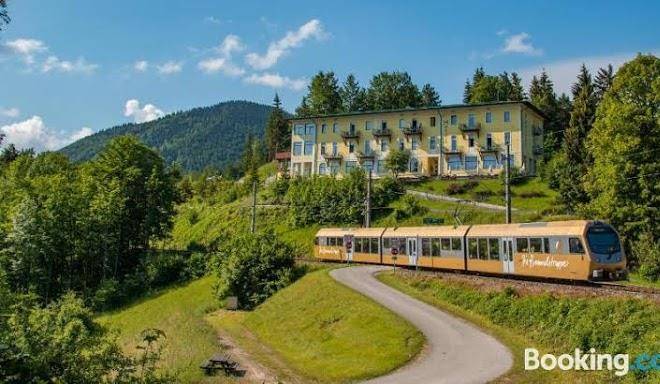 Hotel restaurant winterbach