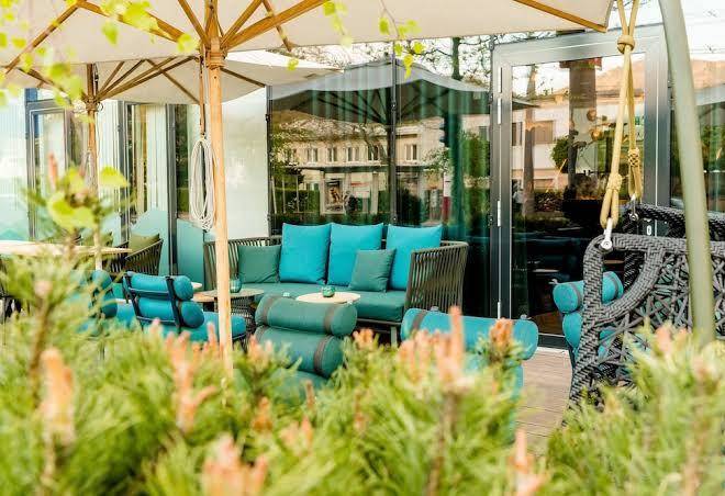 Hotel Motel One Salzburg Sud Image