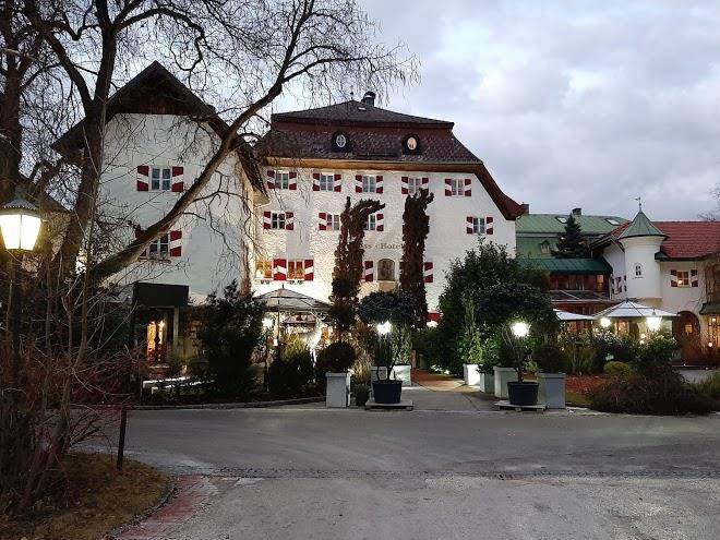 Schlosshotel iglhauser