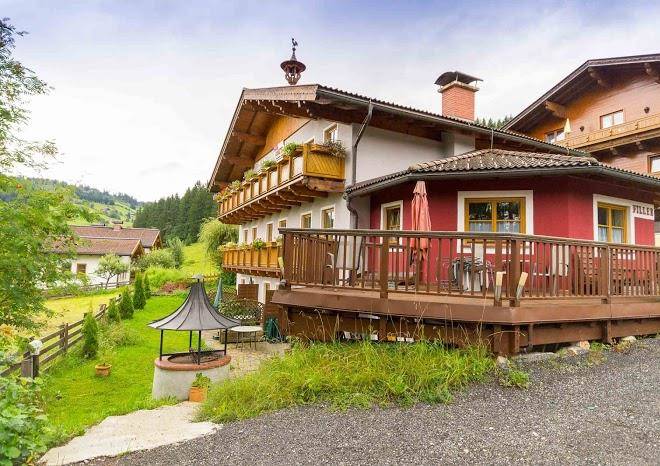 Amadelodge at