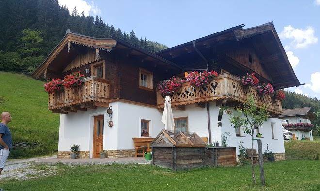 Bauernhutte niedermaisgut