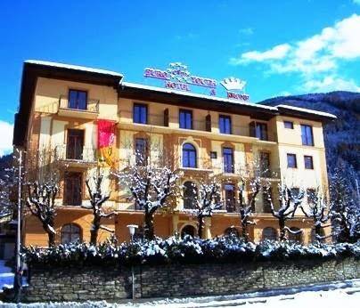 Euro youth hotel & krone