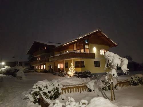 Ferienwohnungen oebster
