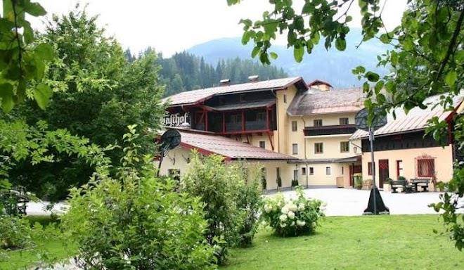 Josef hotel