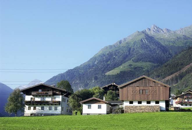 Bio bauernhof vordergugg