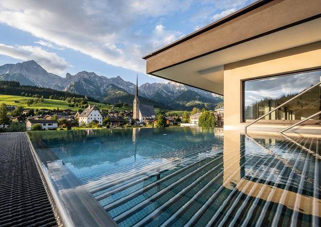 Die hochkonigin magic mountain resort