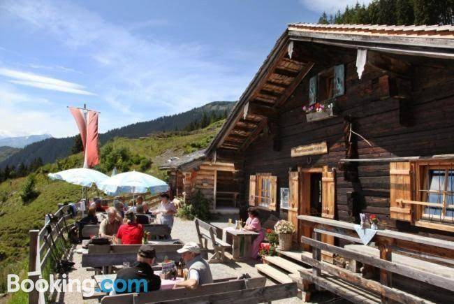 Haus hartl