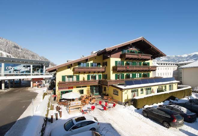 Hotel pension hubertus