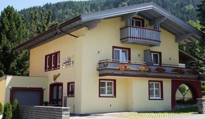 Mountain motel