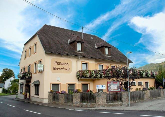 Pension ehrenfried hotel garni