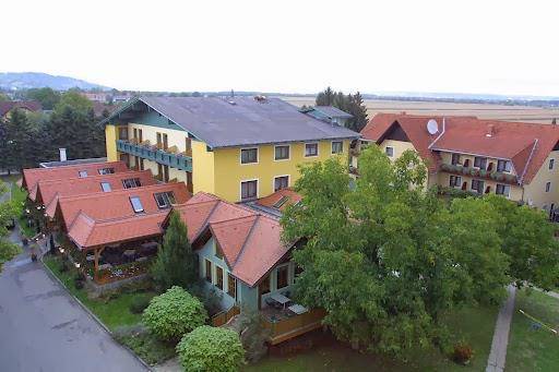 Urdlwirt hotel reif kg