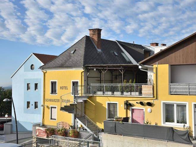 Schwarzer adler hotel