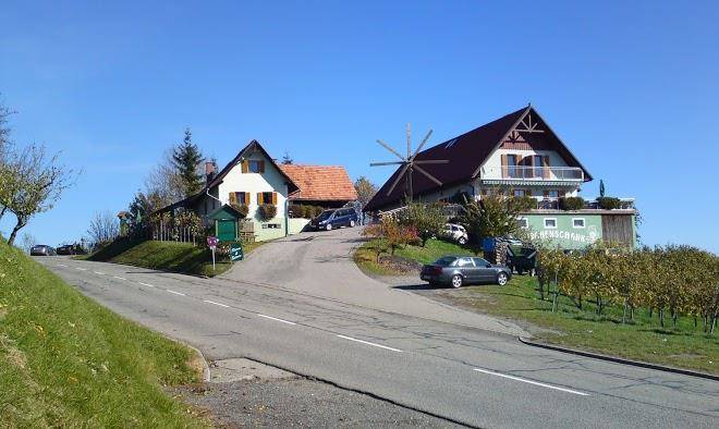 Buschenschank tschermoneg