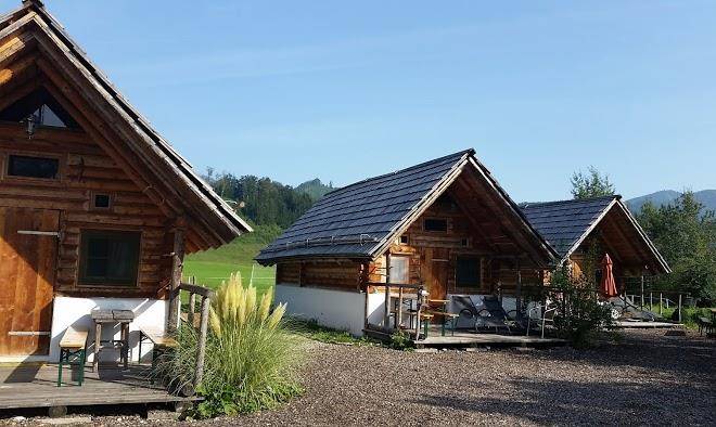 Biohof und reiterhof laussabauer