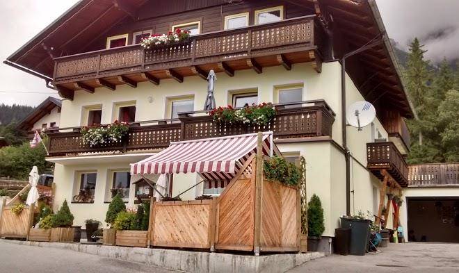 Haus maria