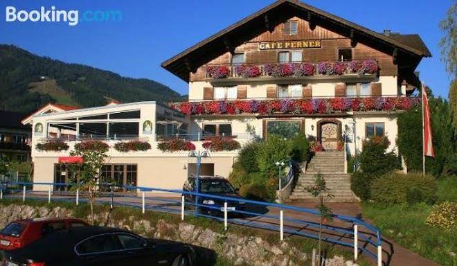 Hotel cafe perner