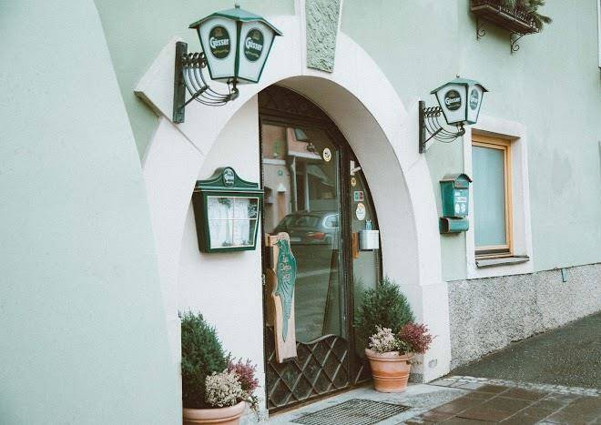Gasthof zum grunen specht