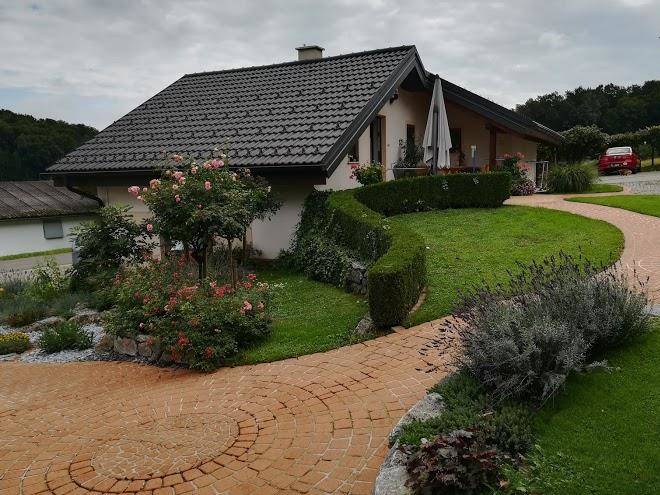 Giessauf Sepp U Elfi Image