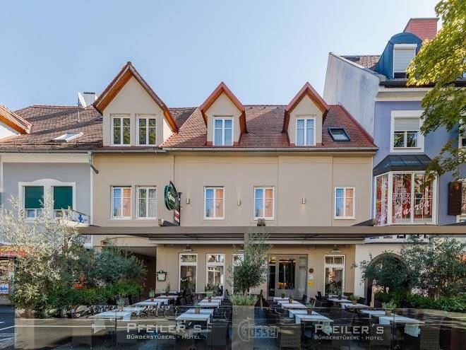 Pfeiler's burgerstuberl hotel