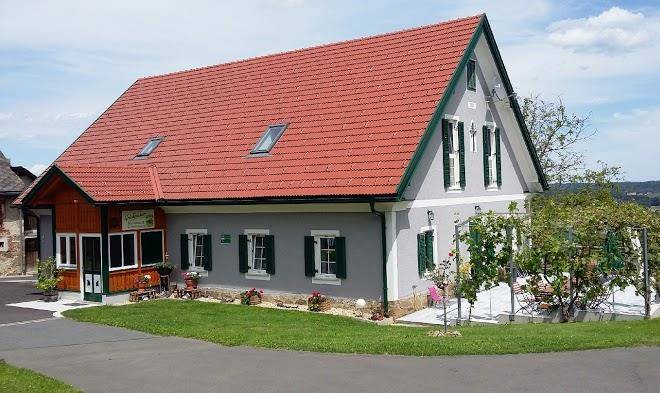 Weinbau und gastehaus griesbacher urlaub am bauernhof