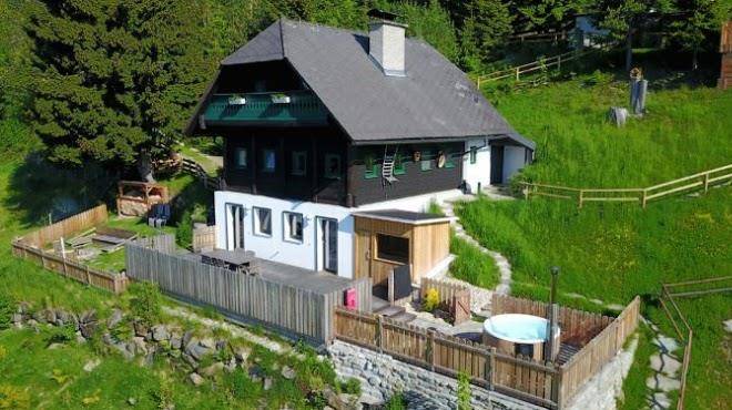 Gluhwurmchenhutte