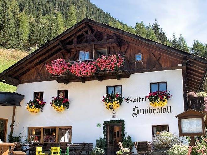 Gasthof stuibenfall am wasserfall terrasse spa