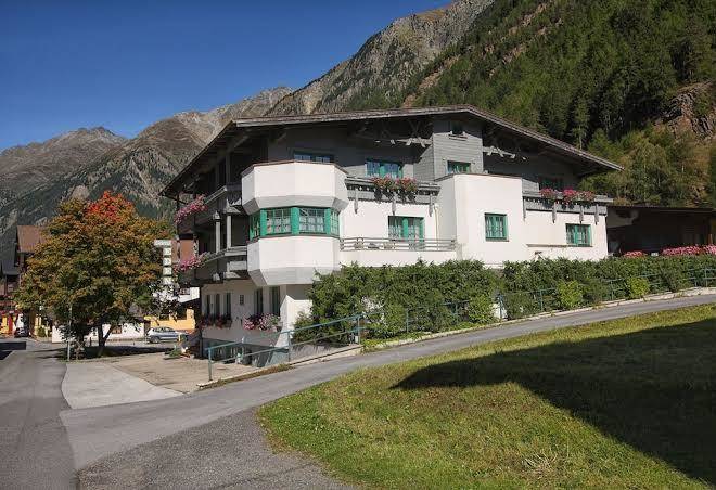 Pension eden