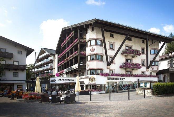 Alpenhotel fall in love