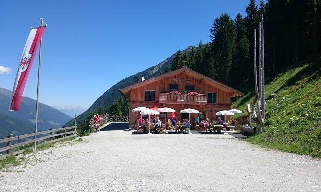 Falbesoner Nockalm Almwirtschaft Image