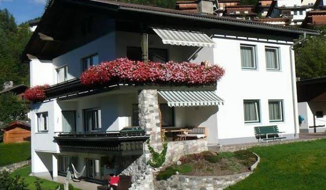 Haus saxer